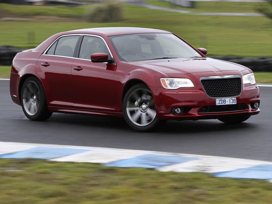  Chrysler 300C SRT8 2012 года  (AU) (фото 11 из 11)
